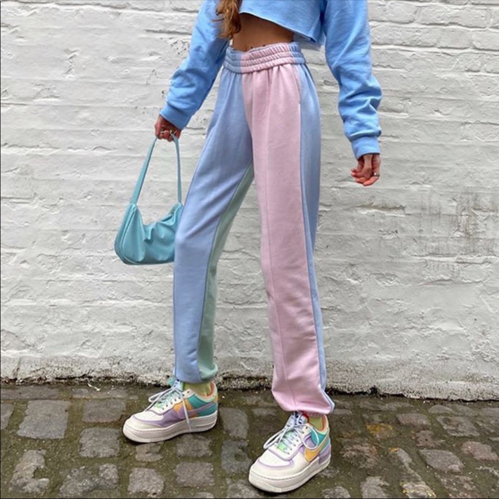 *ONE LEFT* Two Tone High-Waisted Sweats 💕 - Picture 1 of 7
